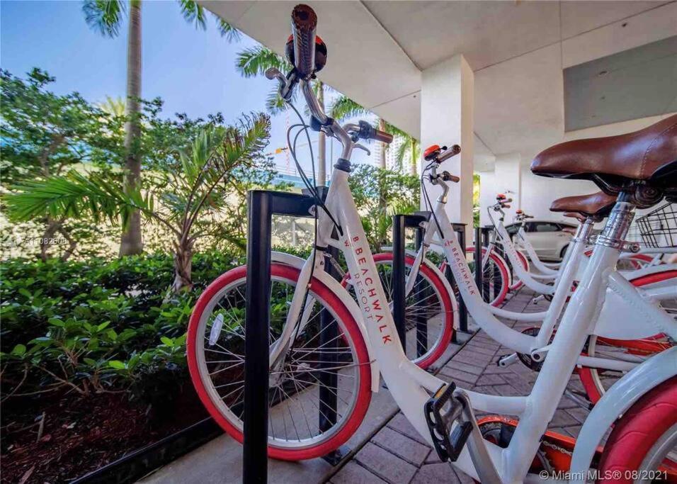 Studio 2Bed Beach Apmt With Amazing Views 30B Plaja Hallandale Exterior foto