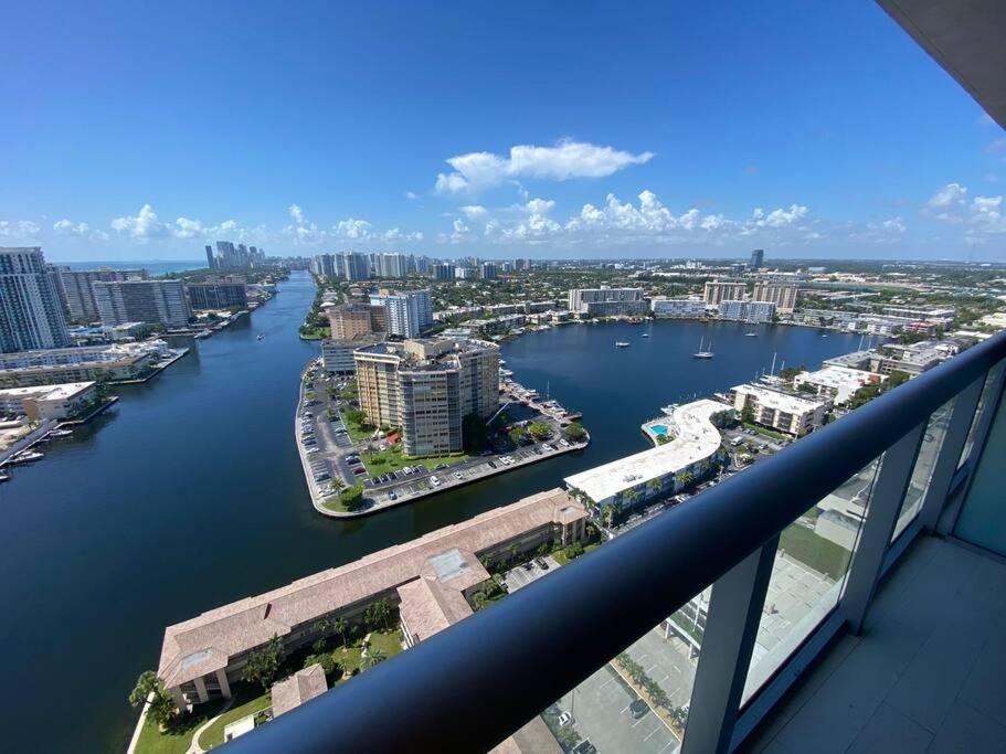 Studio 2Bed Beach Apmt With Amazing Views 30B Plaja Hallandale Exterior foto