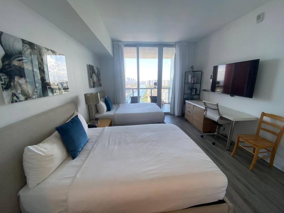 Studio 2Bed Beach Apmt With Amazing Views 30B Plaja Hallandale Exterior foto